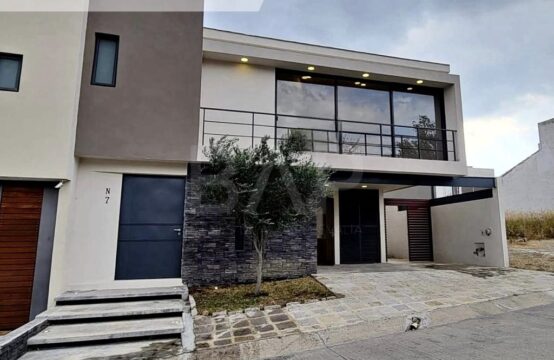 Casa Lomas del Molino II N7