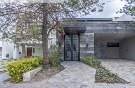 Casa La Campiña del Bosque Sorrento 205 C2