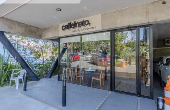 Local Cafetería Plaza Cumbres