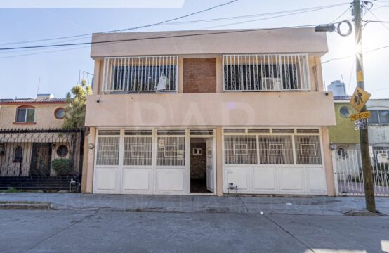 Casa Bugambilias