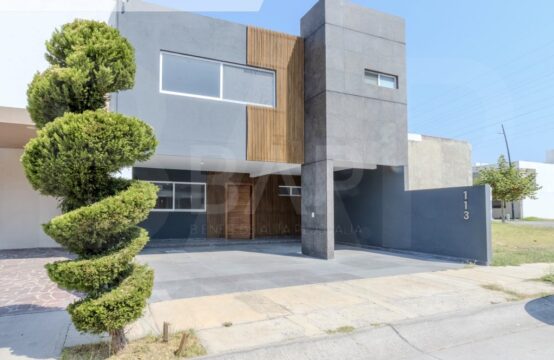 Casa Sierra Nogal 2 &#8211; 113