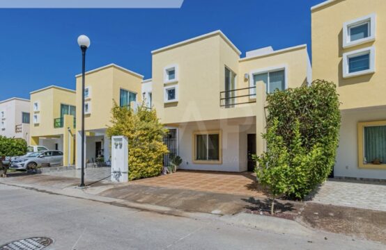 Casa Oasis Residencial 112