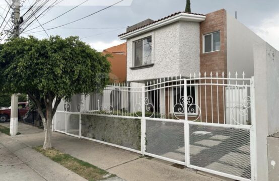 Casa Villa Magna Vía Latina 215