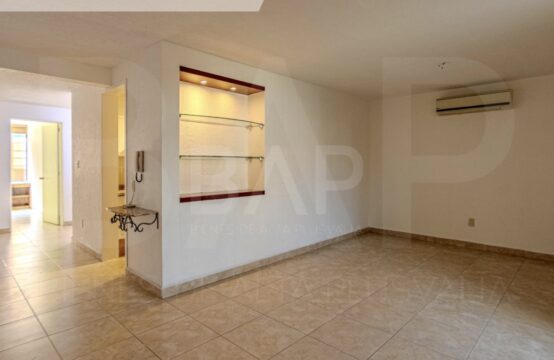 Departamento Jardines del Moral Calle Rocío 306 Int 2